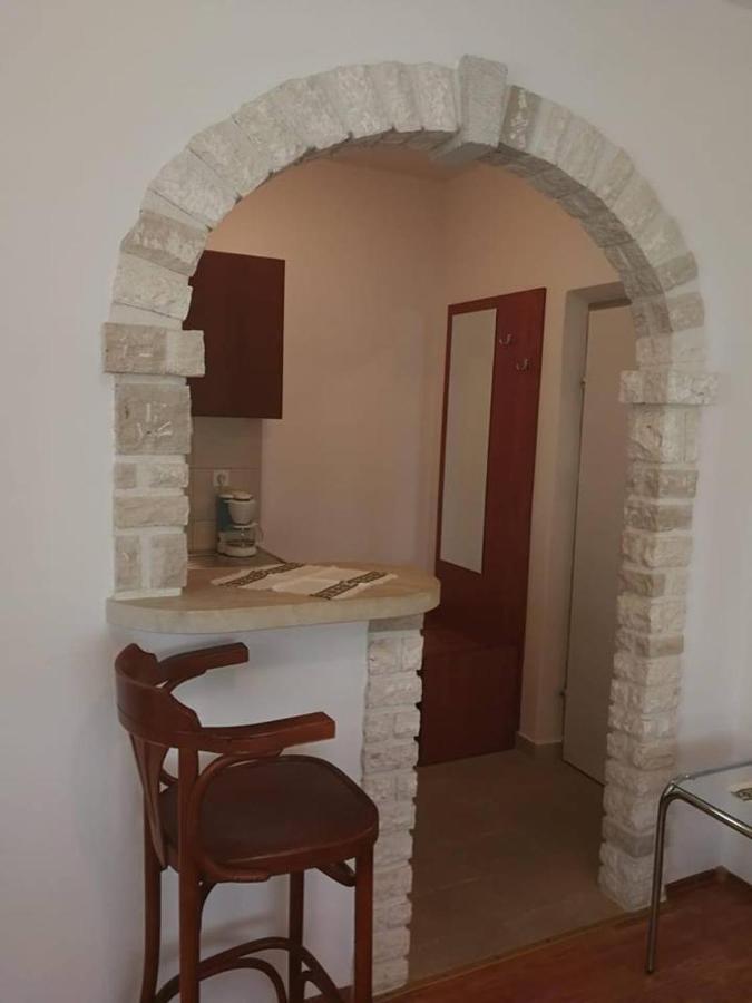 Pansion Marinka-Bire Rooms Lumbarda Exterior foto