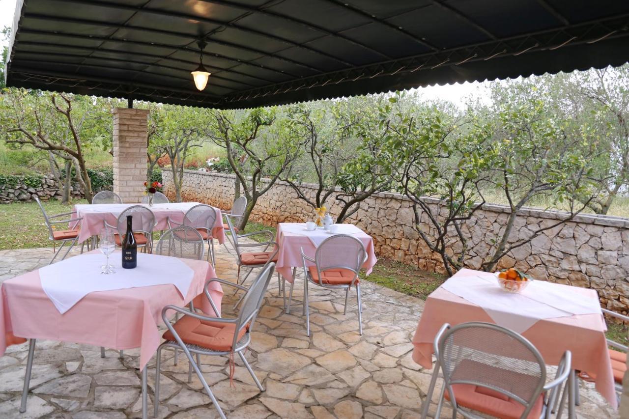 Pansion Marinka-Bire Rooms Lumbarda Exterior foto